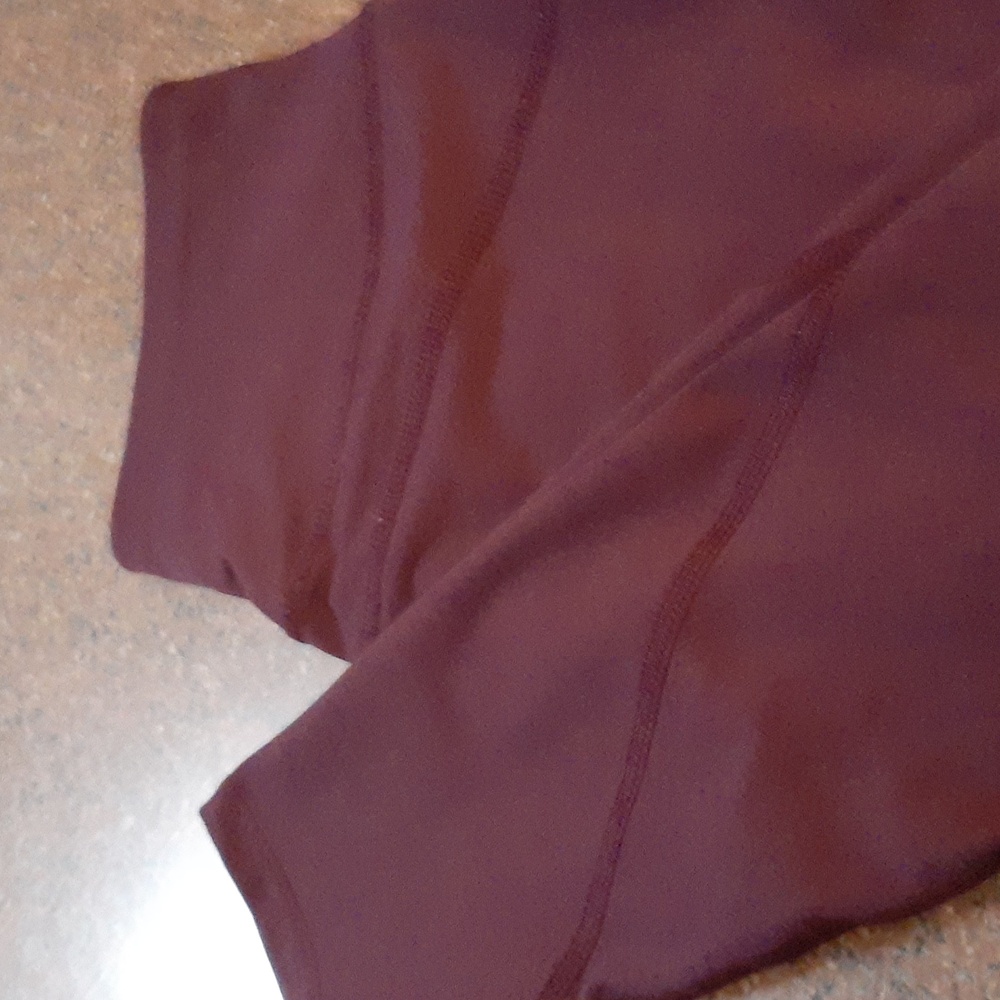 Layer 8 buŕgandy - Picture 1 of 5